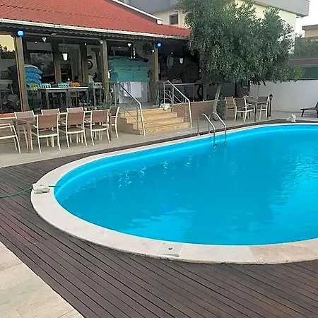 فندق Dardanos